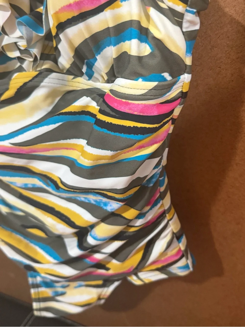 DKNY Multicolor Striped One-Piece Swimsuit ruffled v-neckline. Tummy control.8 - Picture 4 of 12
